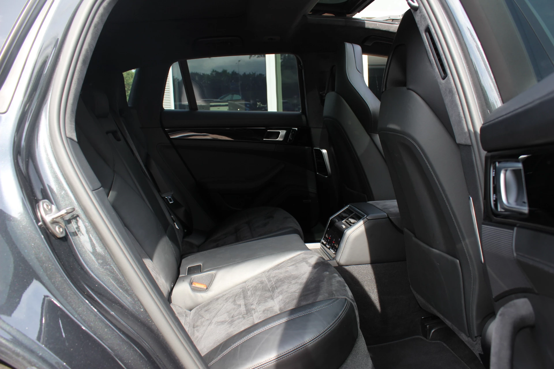 Hoofdafbeelding Porsche Panamera