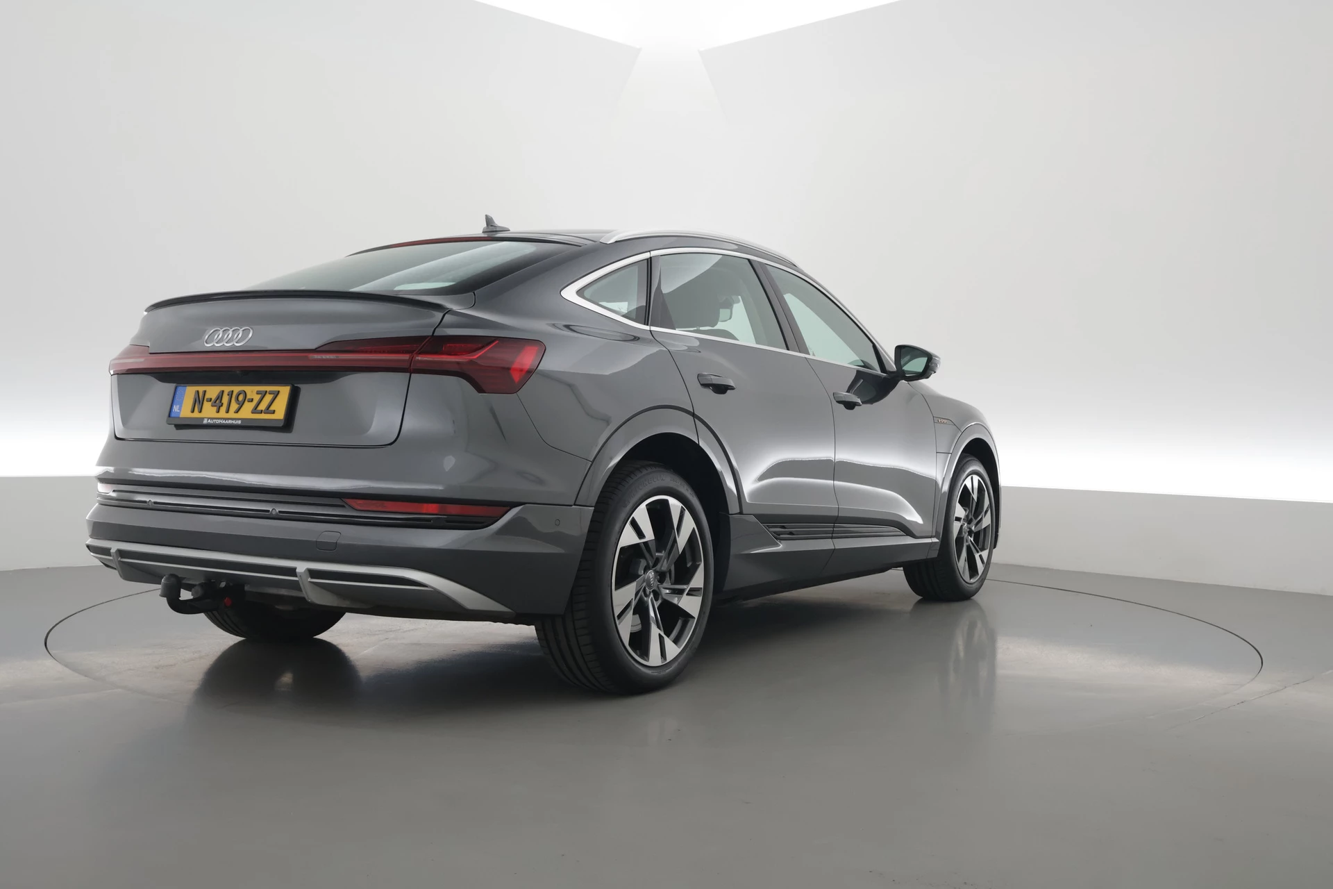 Hoofdafbeelding Audi e-tron