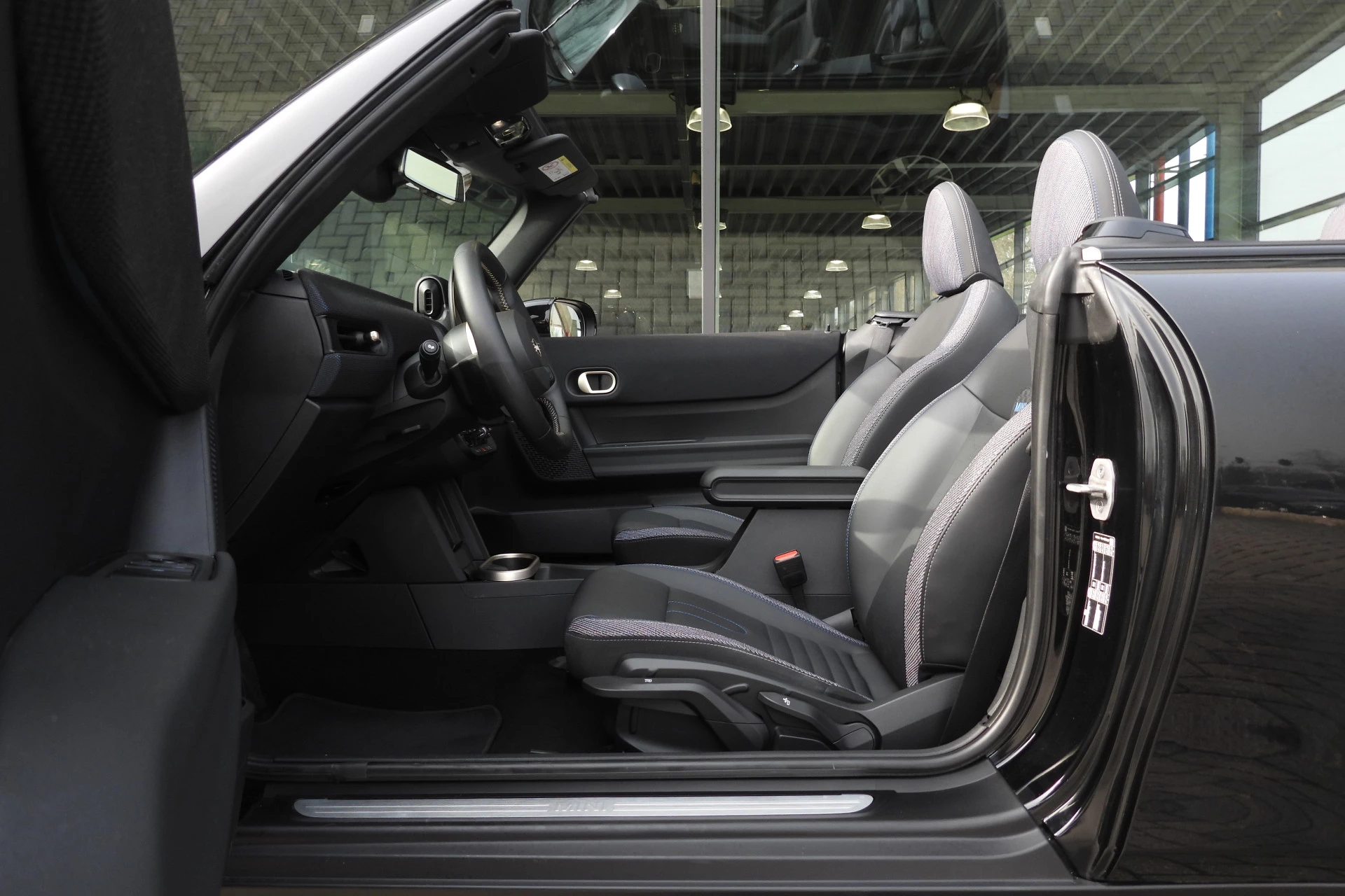 Hoofdafbeelding MINI Cooper Cabrio