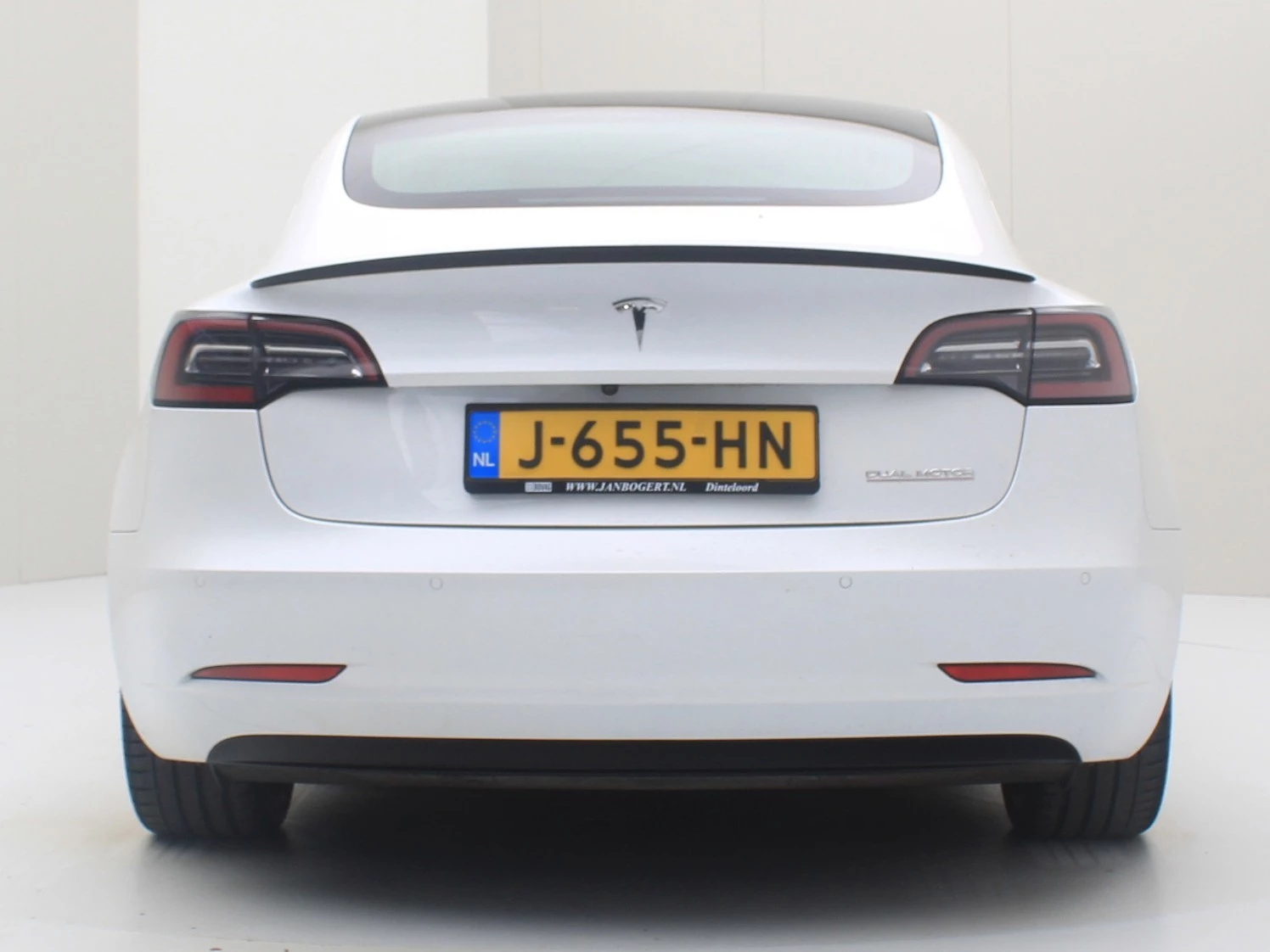 Hoofdafbeelding Tesla Model 3