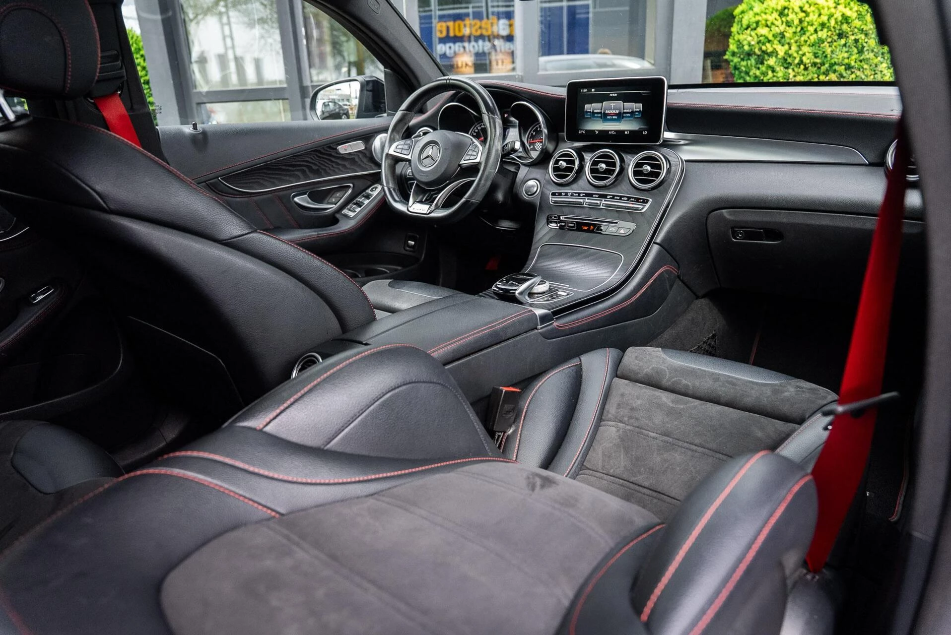 Hoofdafbeelding Mercedes-Benz GLC