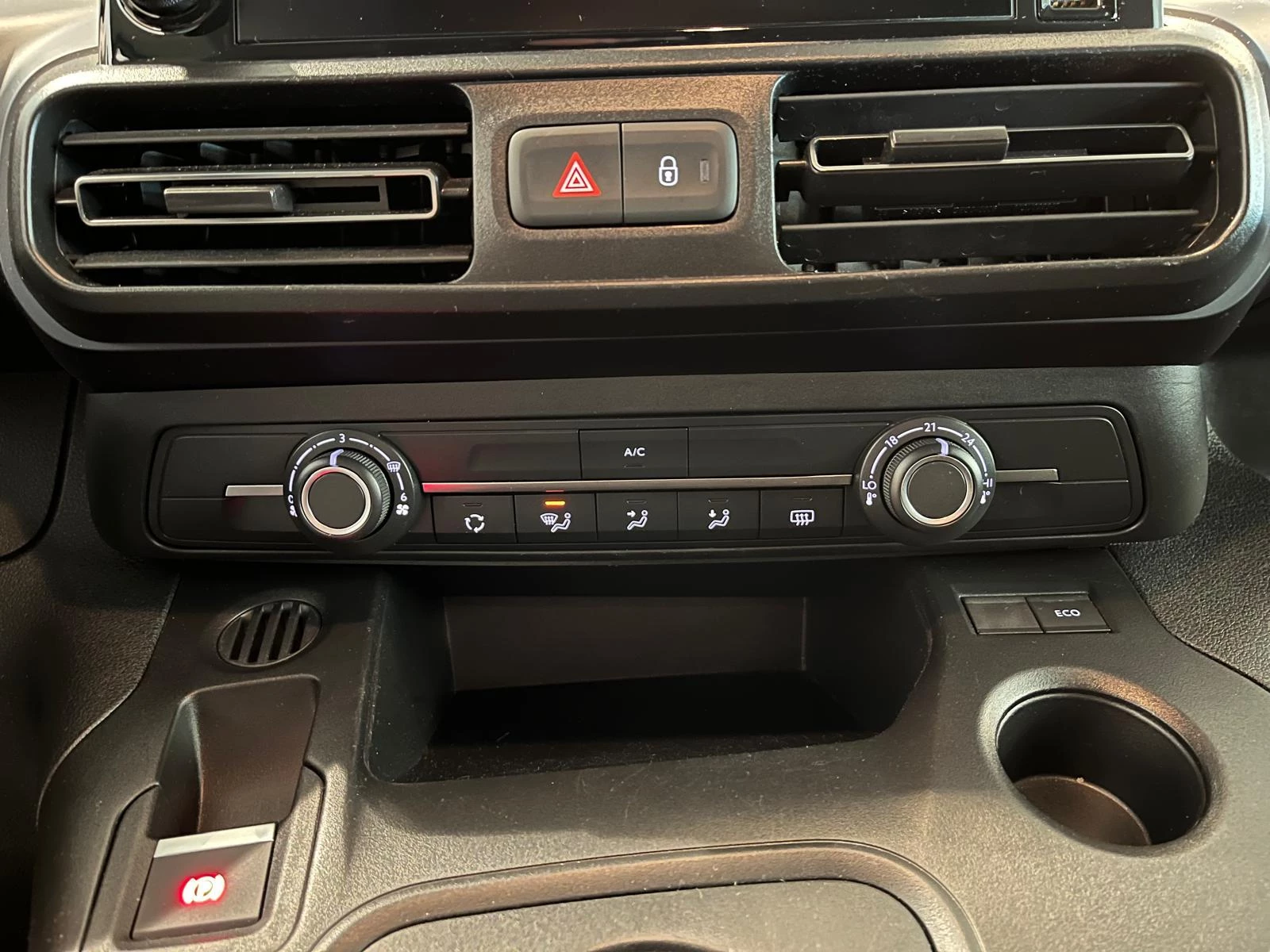 Hoofdafbeelding Peugeot Rifter