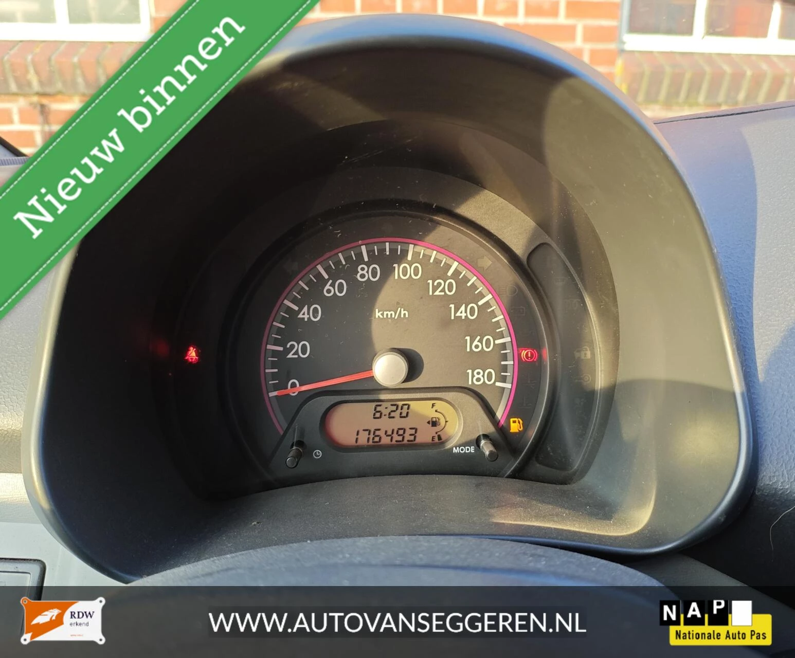 Hoofdafbeelding Nissan Pixo