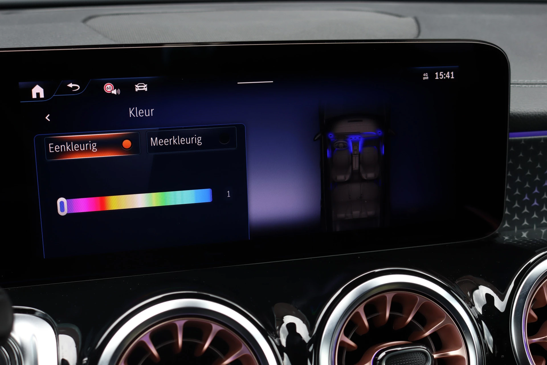 Hoofdafbeelding Mercedes-Benz EQB