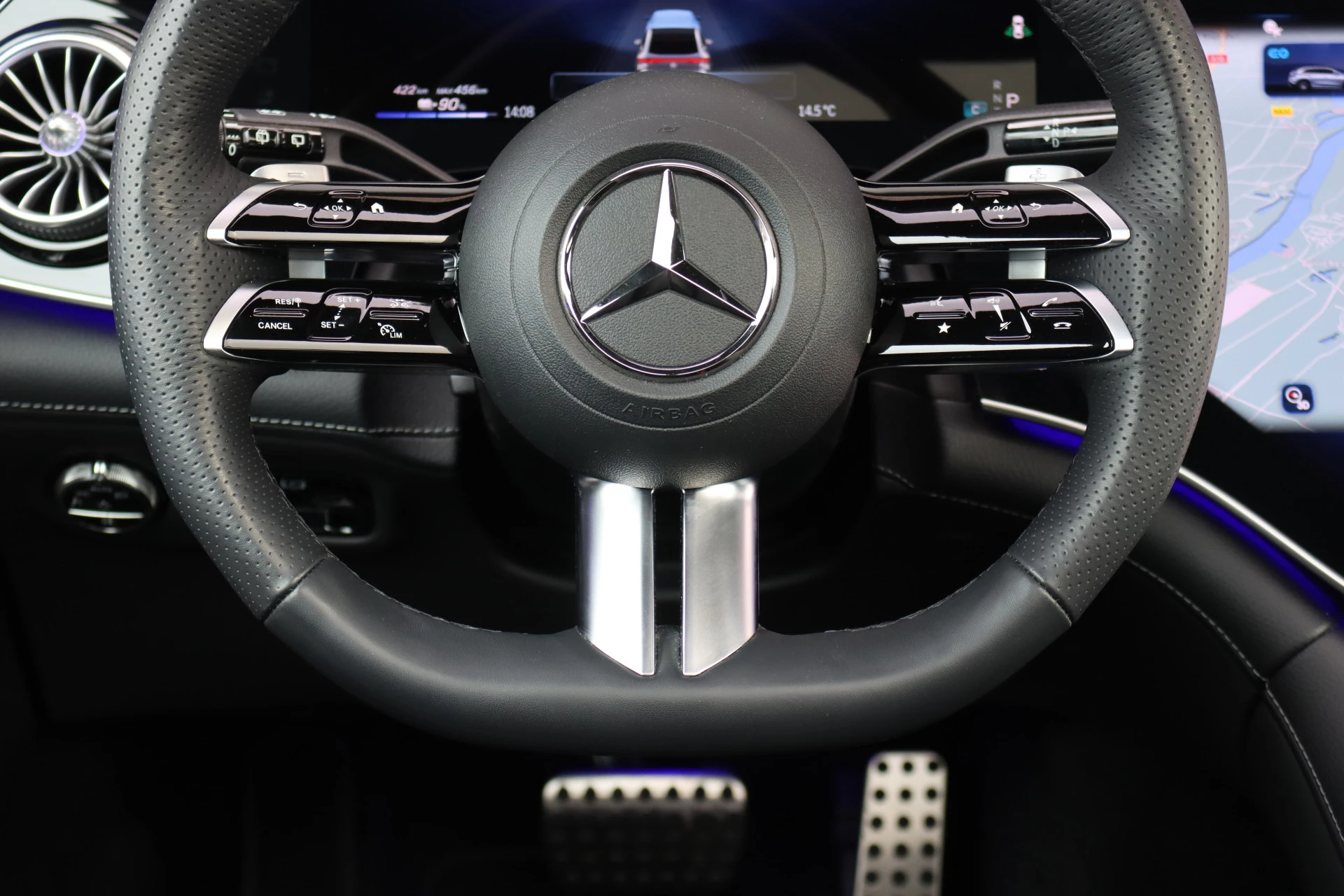 Hoofdafbeelding Mercedes-Benz EQE