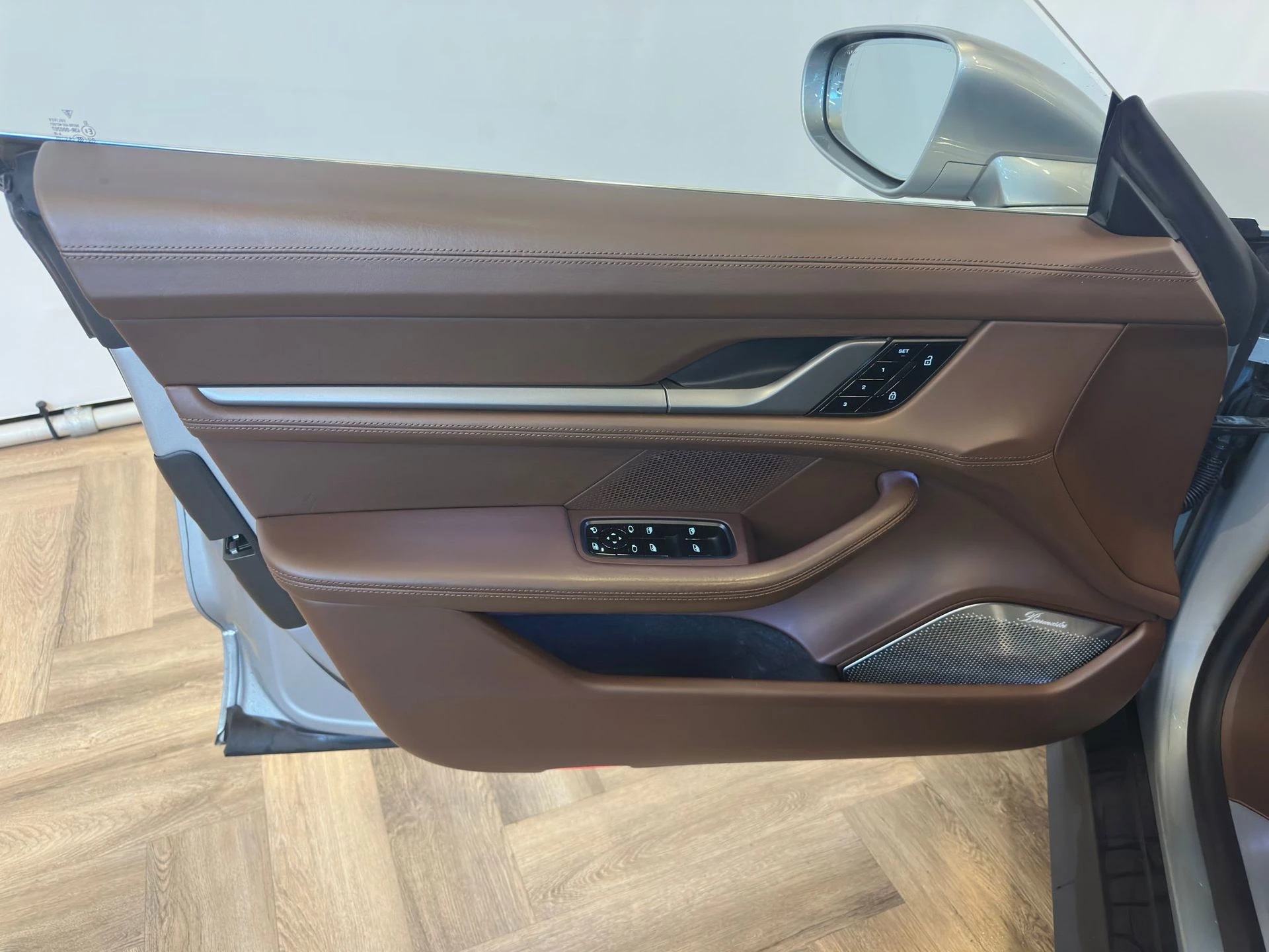 Hoofdafbeelding Porsche Taycan