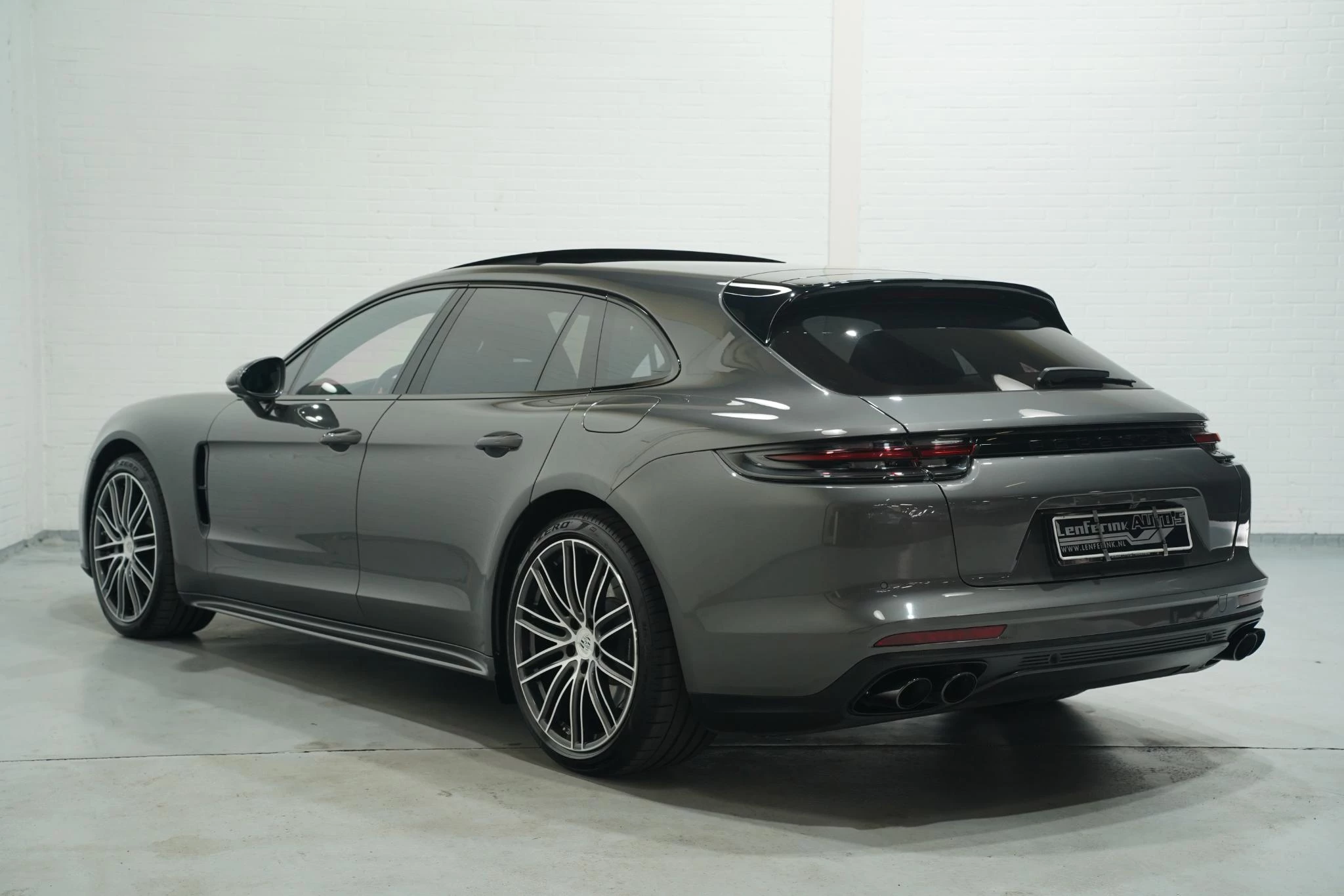 Hoofdafbeelding Porsche Panamera