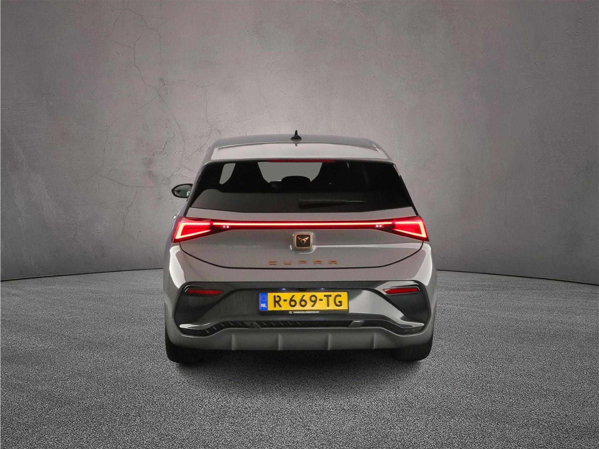 Hoofdafbeelding CUPRA Born