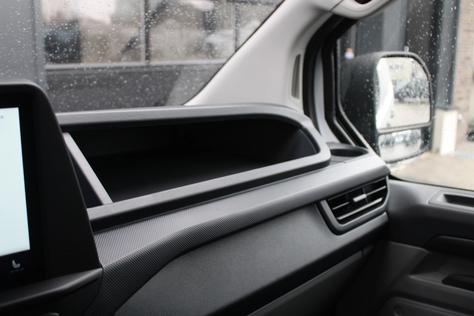 Hoofdafbeelding Ford E-Transit Custom