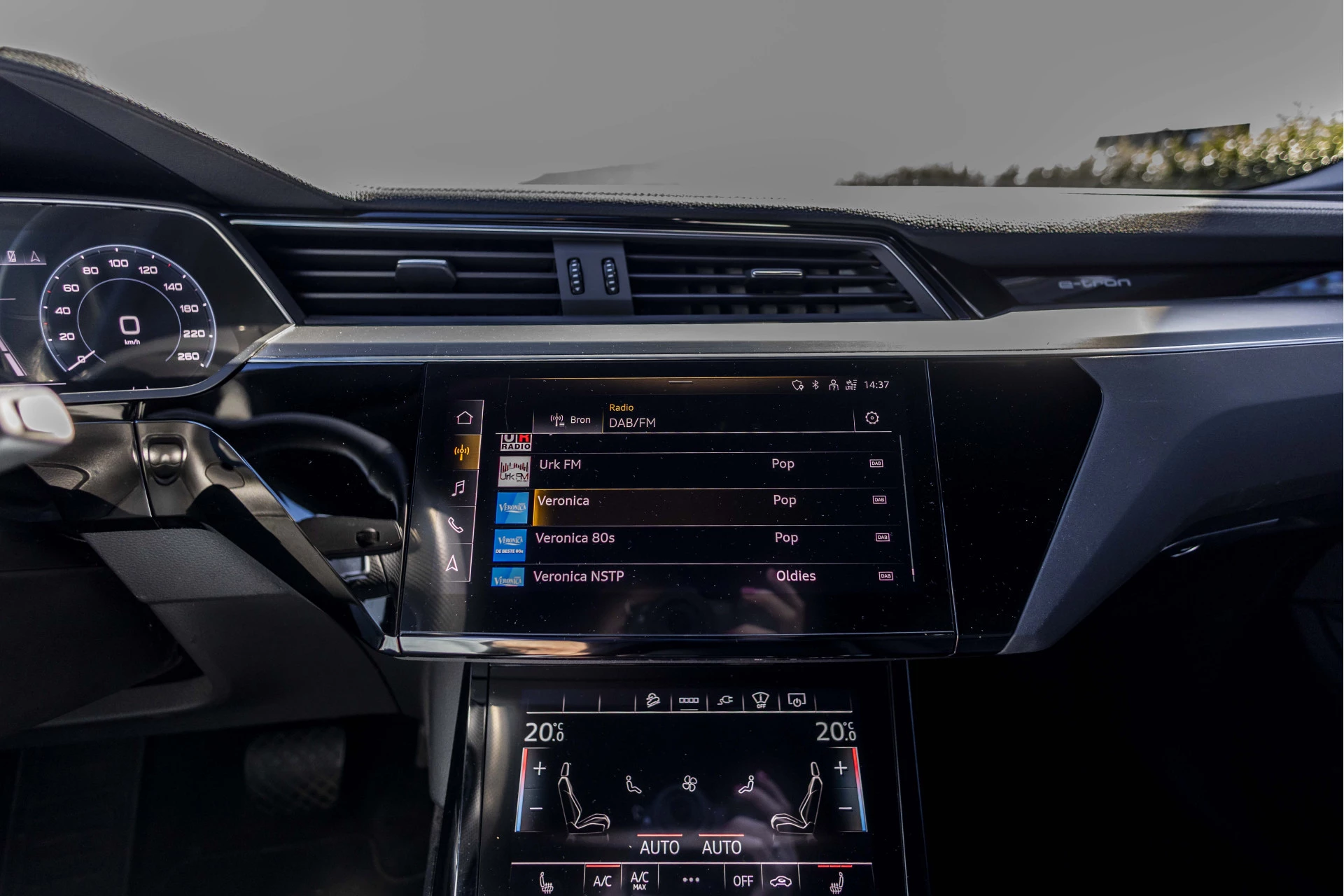 Hoofdafbeelding Audi e-tron