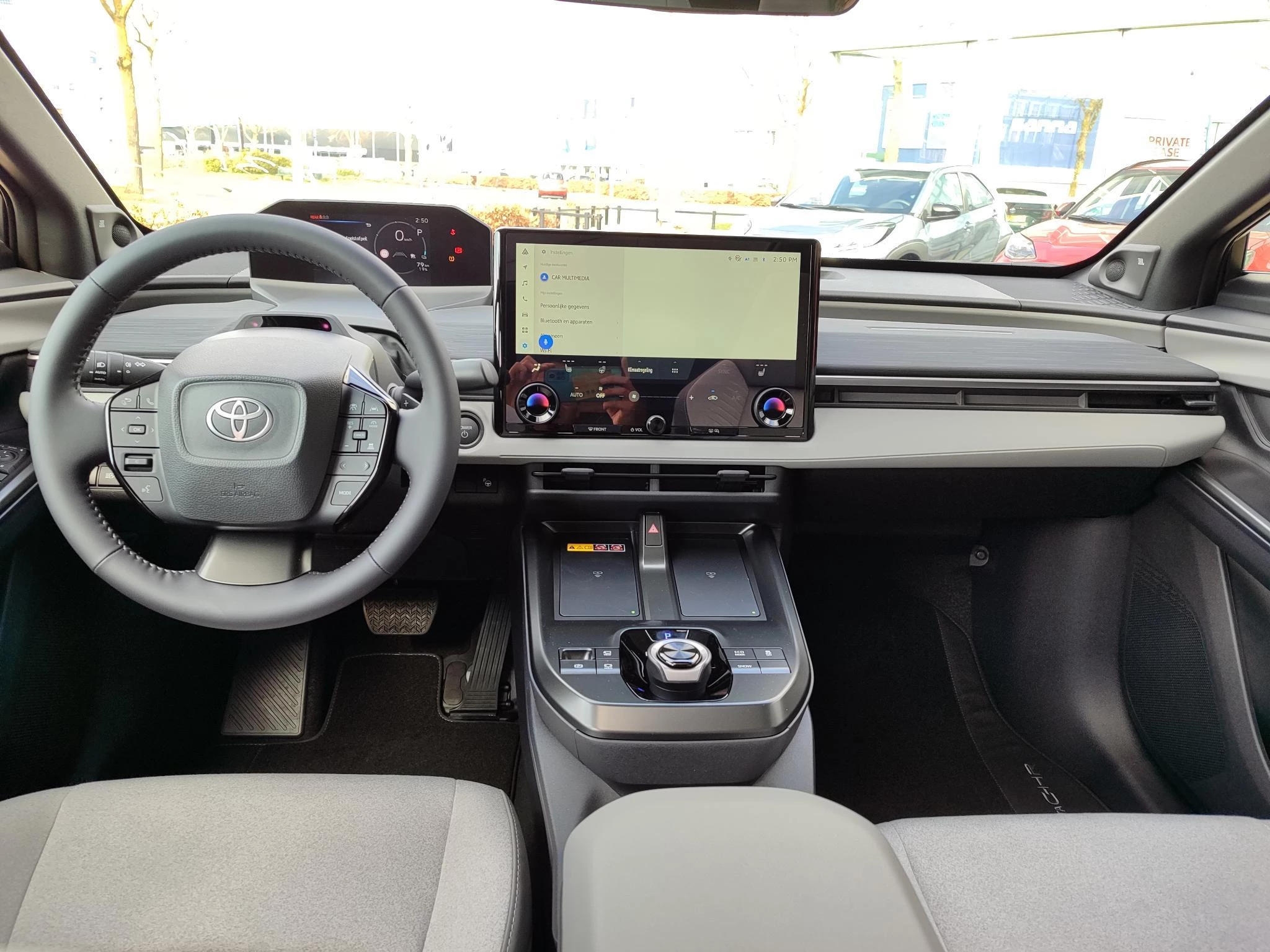 Hoofdafbeelding Toyota C-HR+