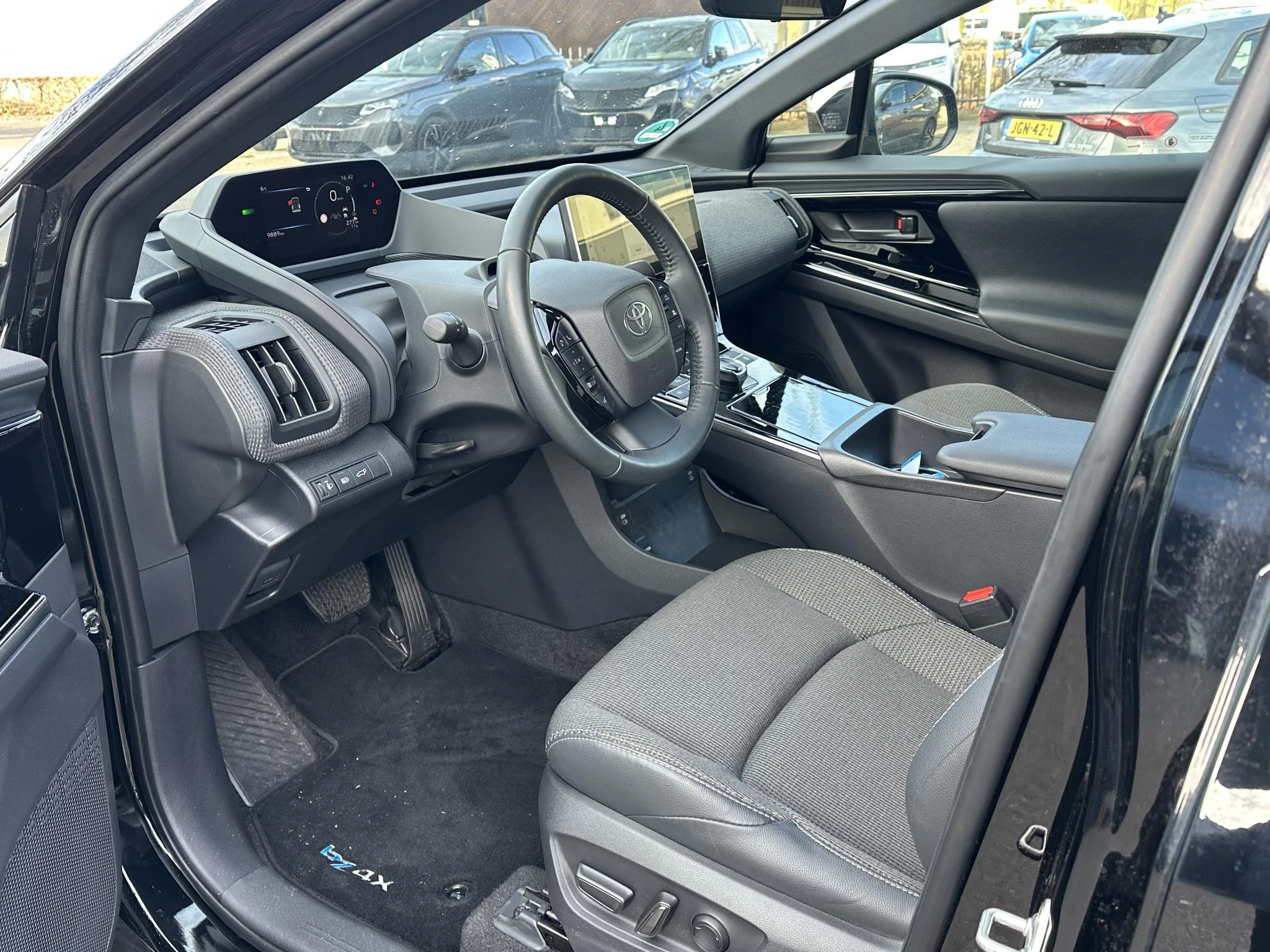 Hoofdafbeelding Toyota bZ4X