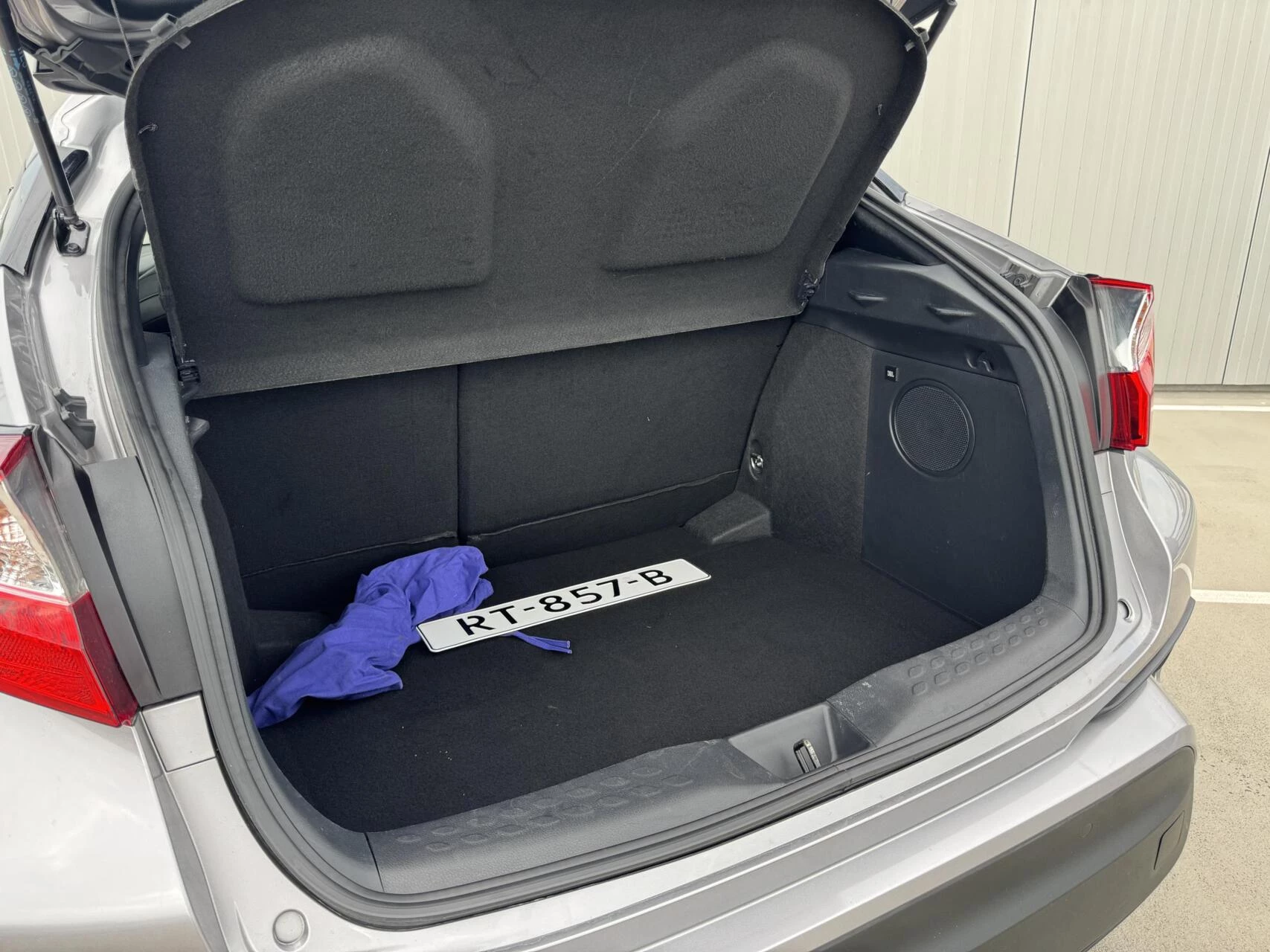 Hoofdafbeelding Toyota C-HR