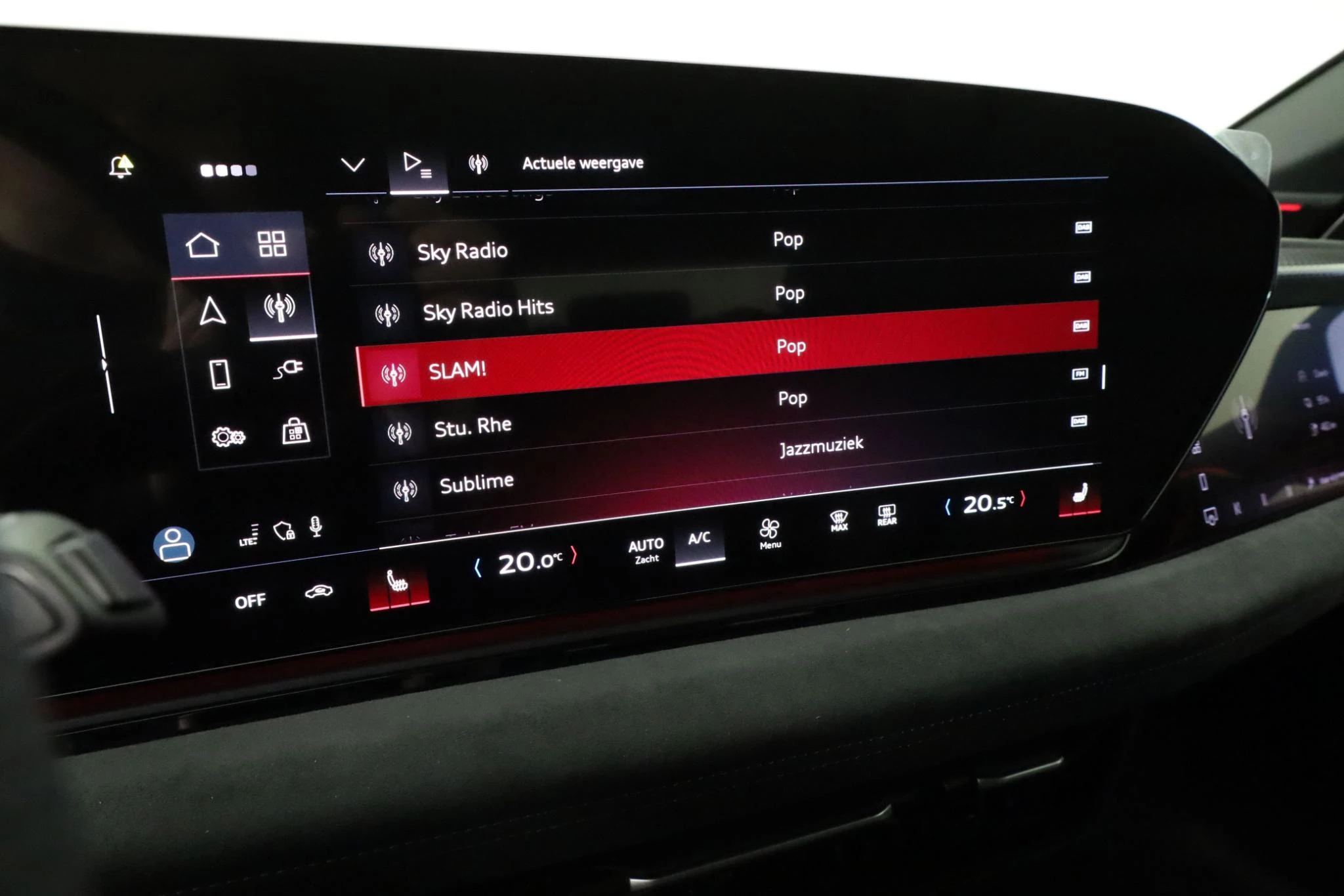Hoofdafbeelding Audi A6 Avant e-tron
