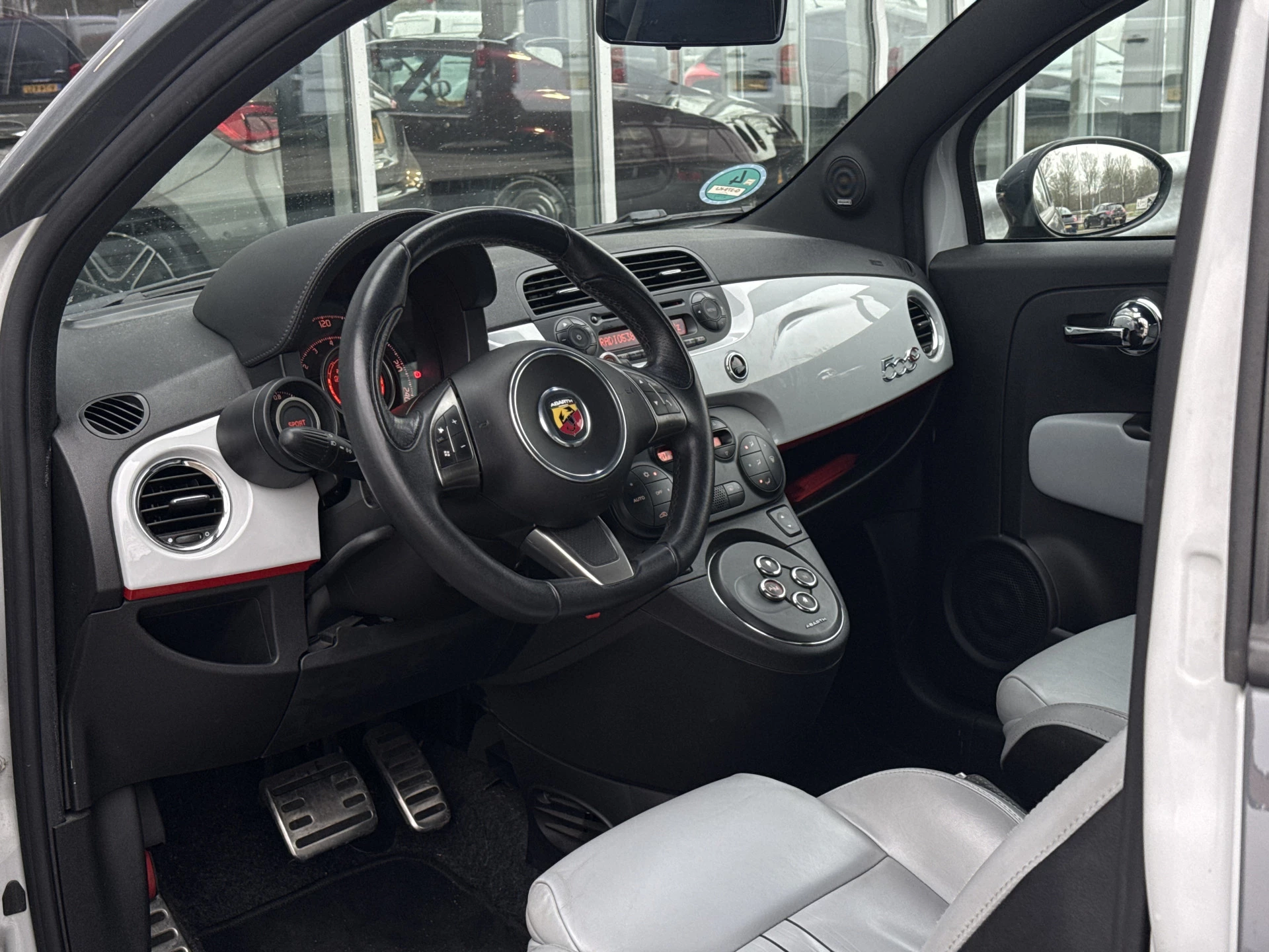 Hoofdafbeelding Fiat 500C