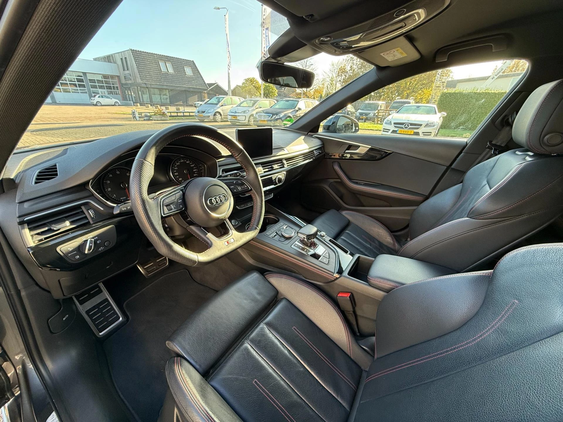 Hoofdafbeelding Audi A4