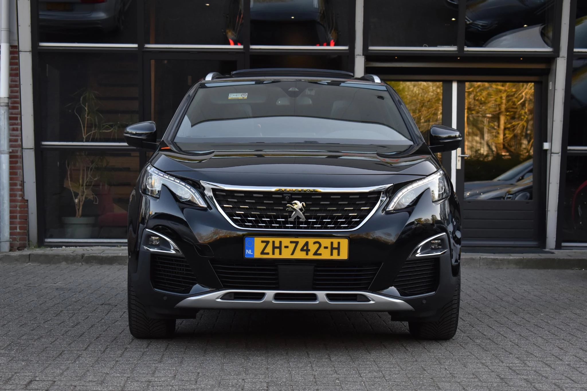 Hoofdafbeelding Peugeot 5008