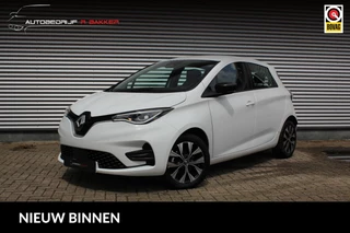 Renault Zoe R135 Evolution 52 kWh // 12-2022 | 96% SoH | Winter Pack | Navigatie | CarPlay & Android Auto | Stoelverwarming + Stuurwielverwarming | Keyless