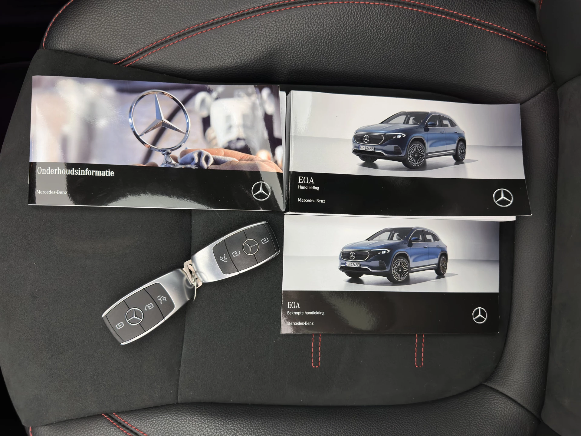 Hoofdafbeelding Mercedes-Benz EQA