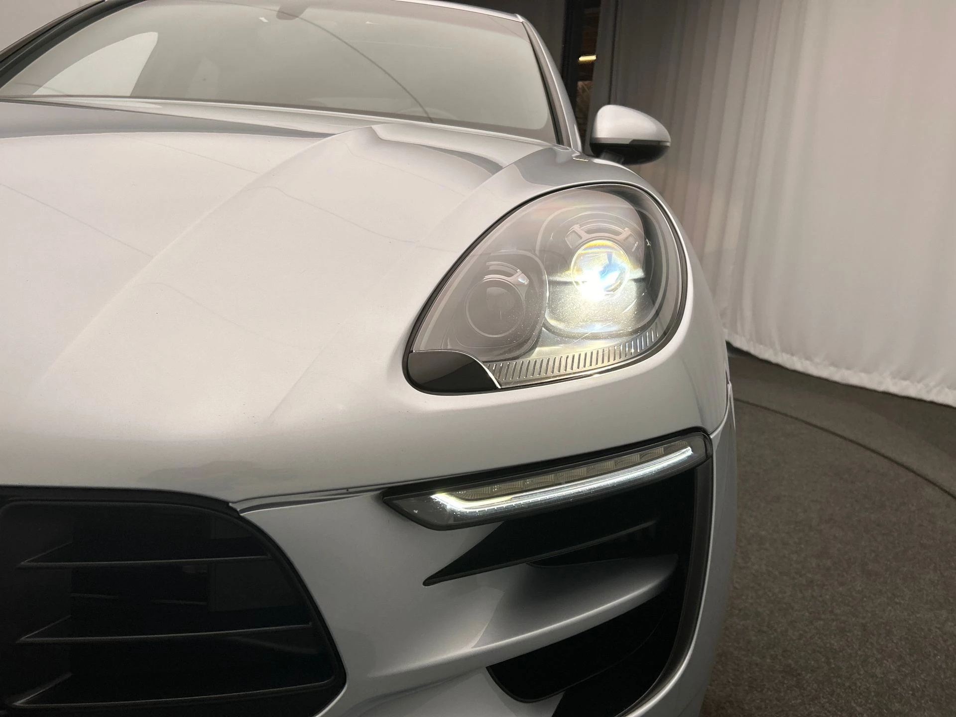 Hoofdafbeelding Porsche Macan