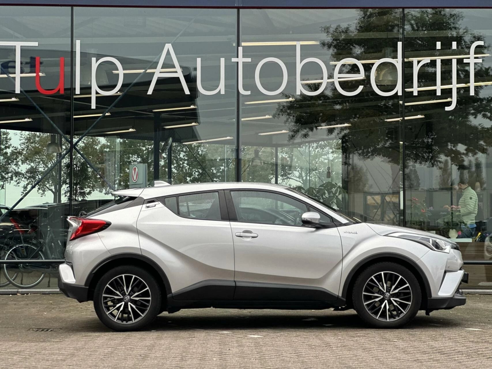 Hoofdafbeelding Toyota C-HR