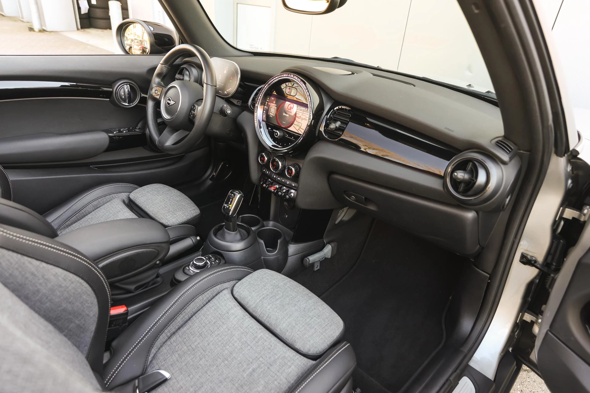 Hoofdafbeelding MINI Cooper Cabrio