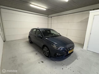 Hyundai i30 1.5 T-GDi MHEV Premium / fabrieksgarantie 2029