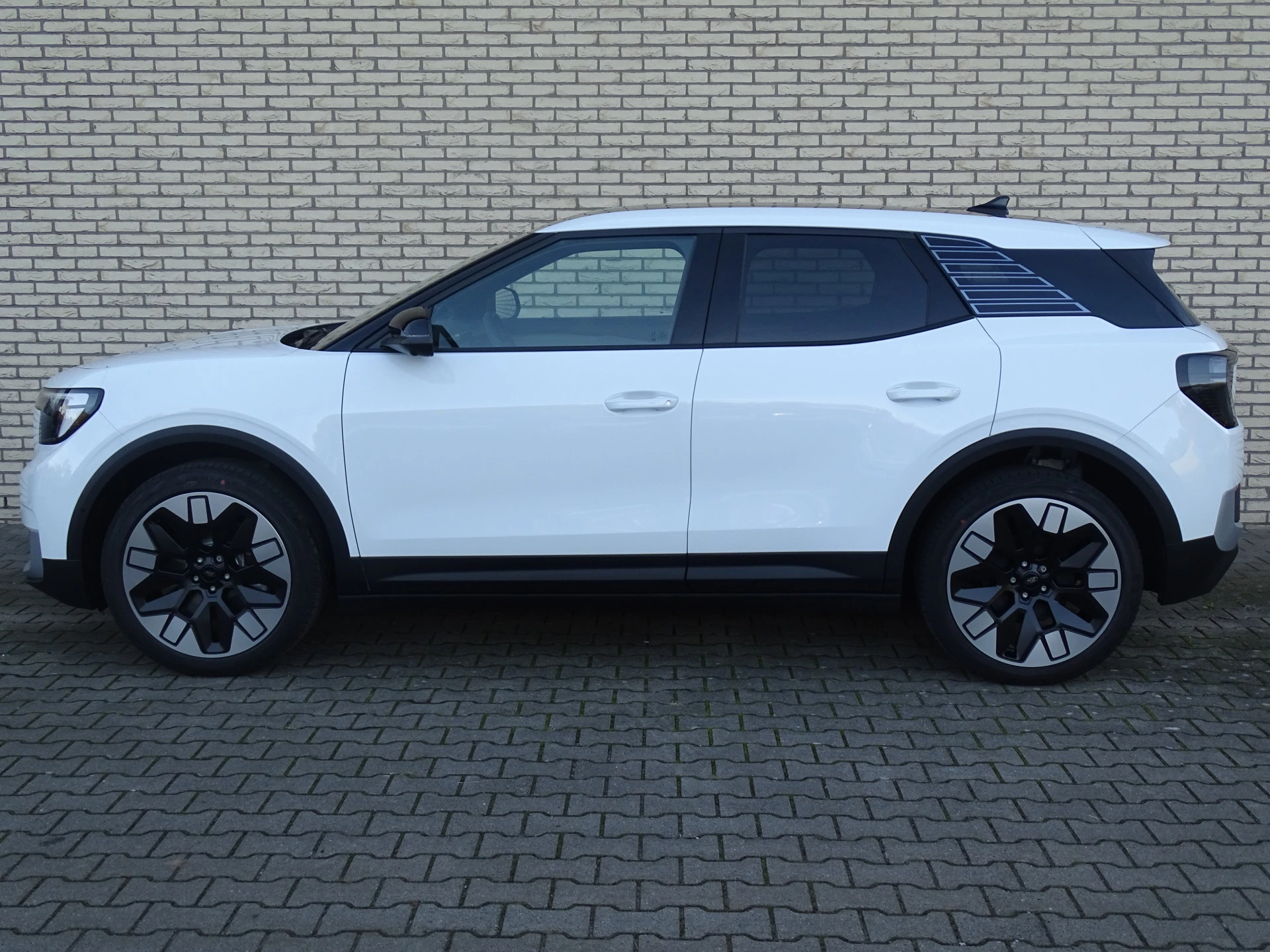 Hoofdafbeelding Ford Explorer EV