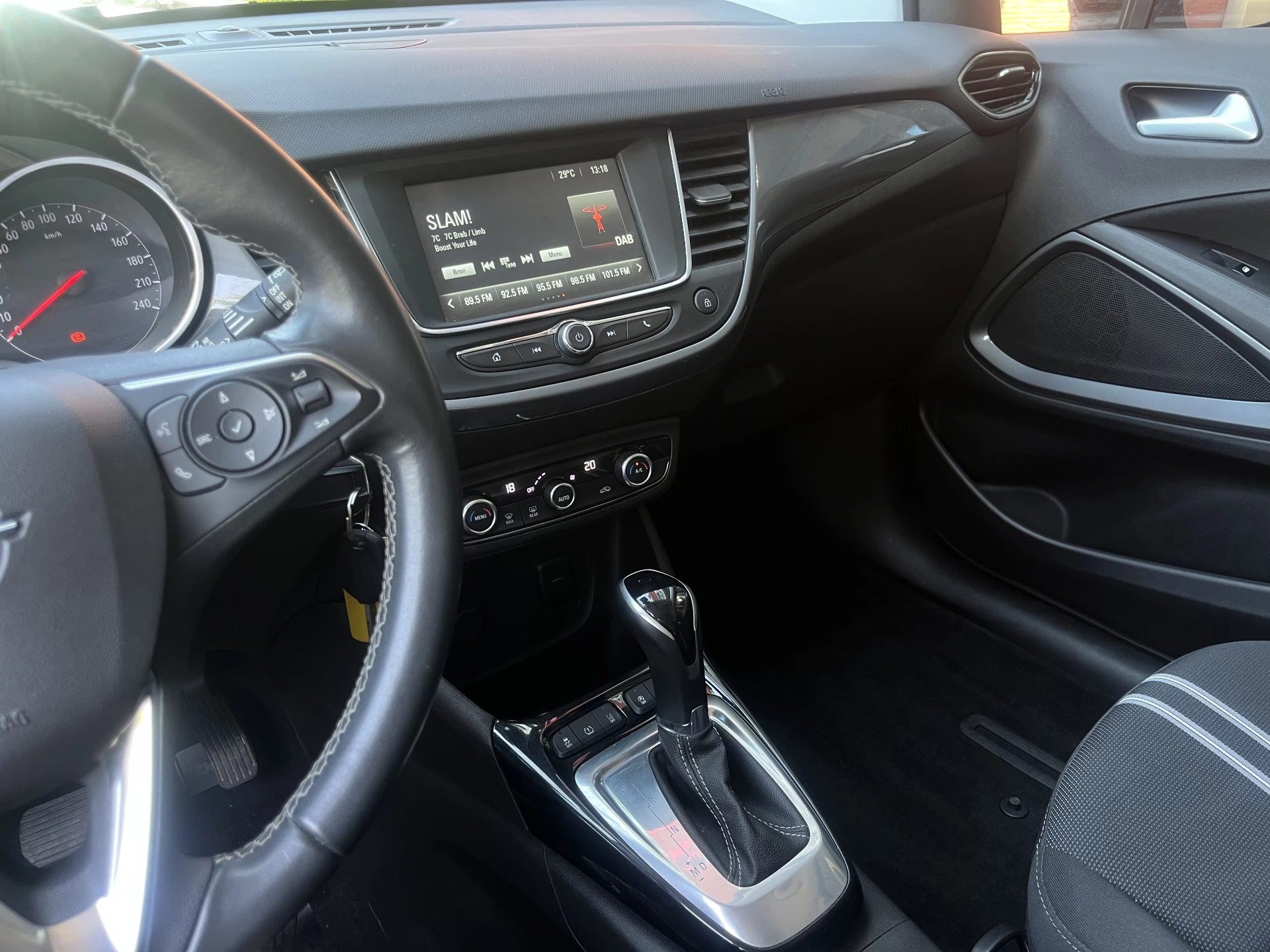 Hoofdafbeelding Opel Crossland