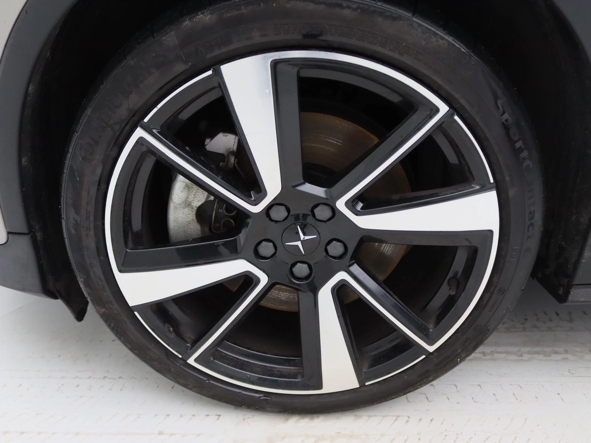 Hoofdafbeelding Polestar 2