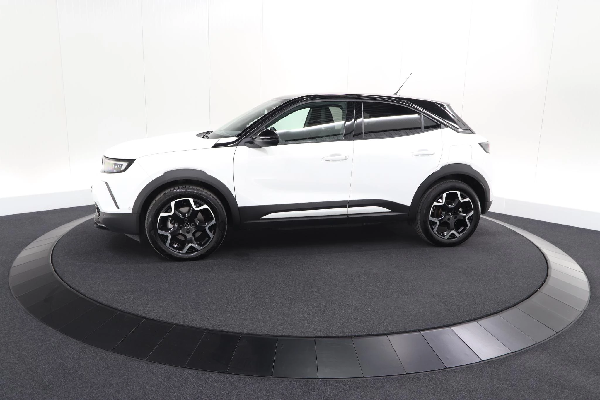 Hoofdafbeelding Opel Mokka-e