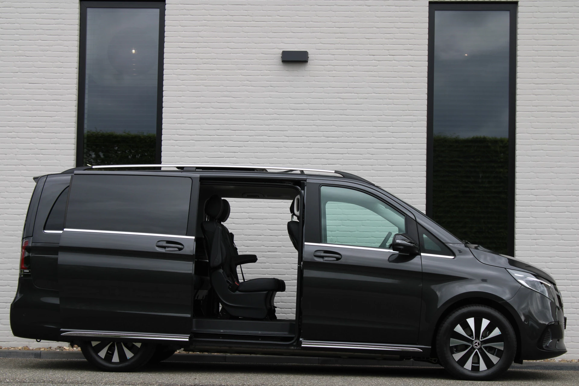 Hoofdafbeelding Mercedes-Benz EQV