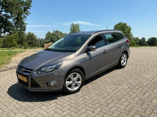 Ford Focus 1.6 ECOB. TREND SPORT