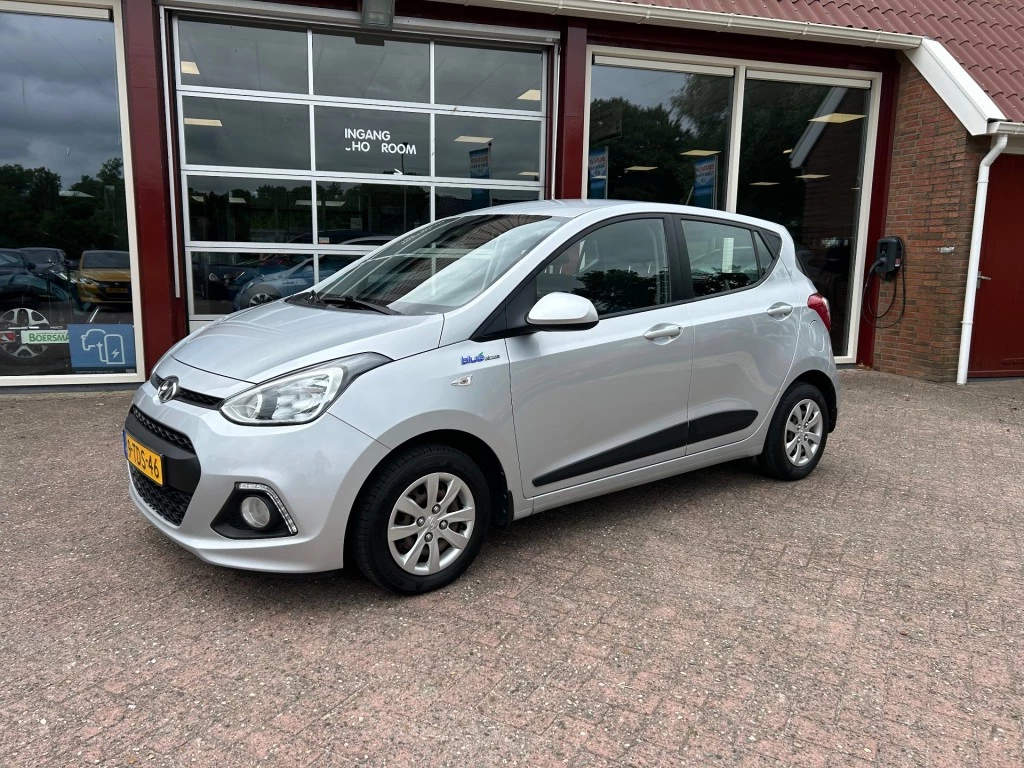 Hoofdafbeelding Hyundai i10