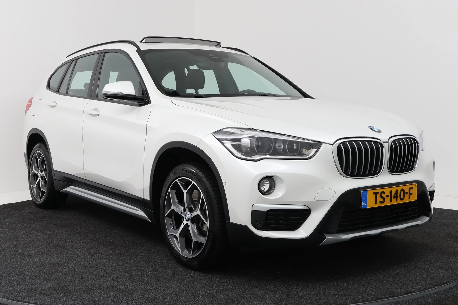 Hoofdafbeelding BMW X1