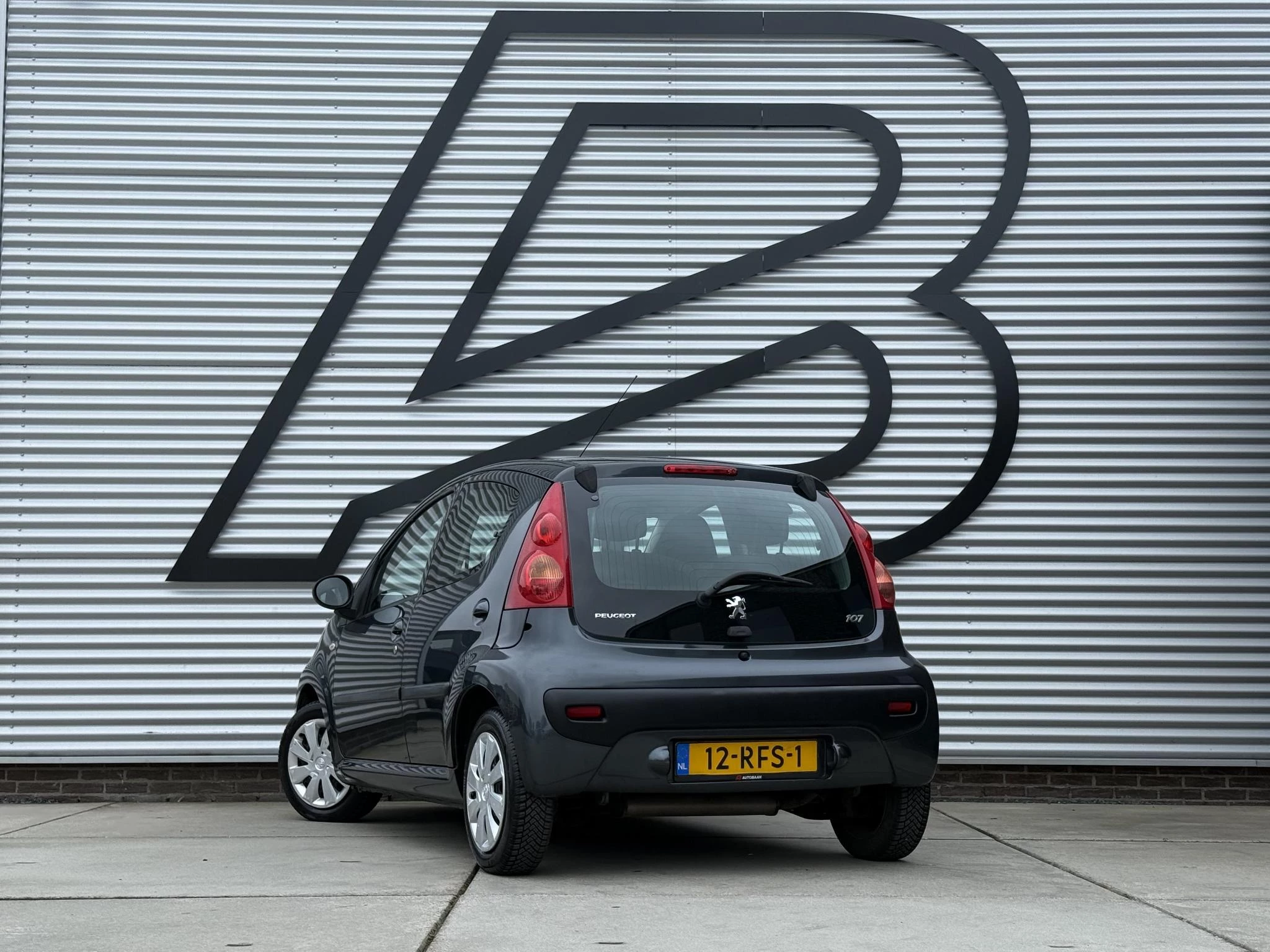 Hoofdafbeelding Peugeot 107