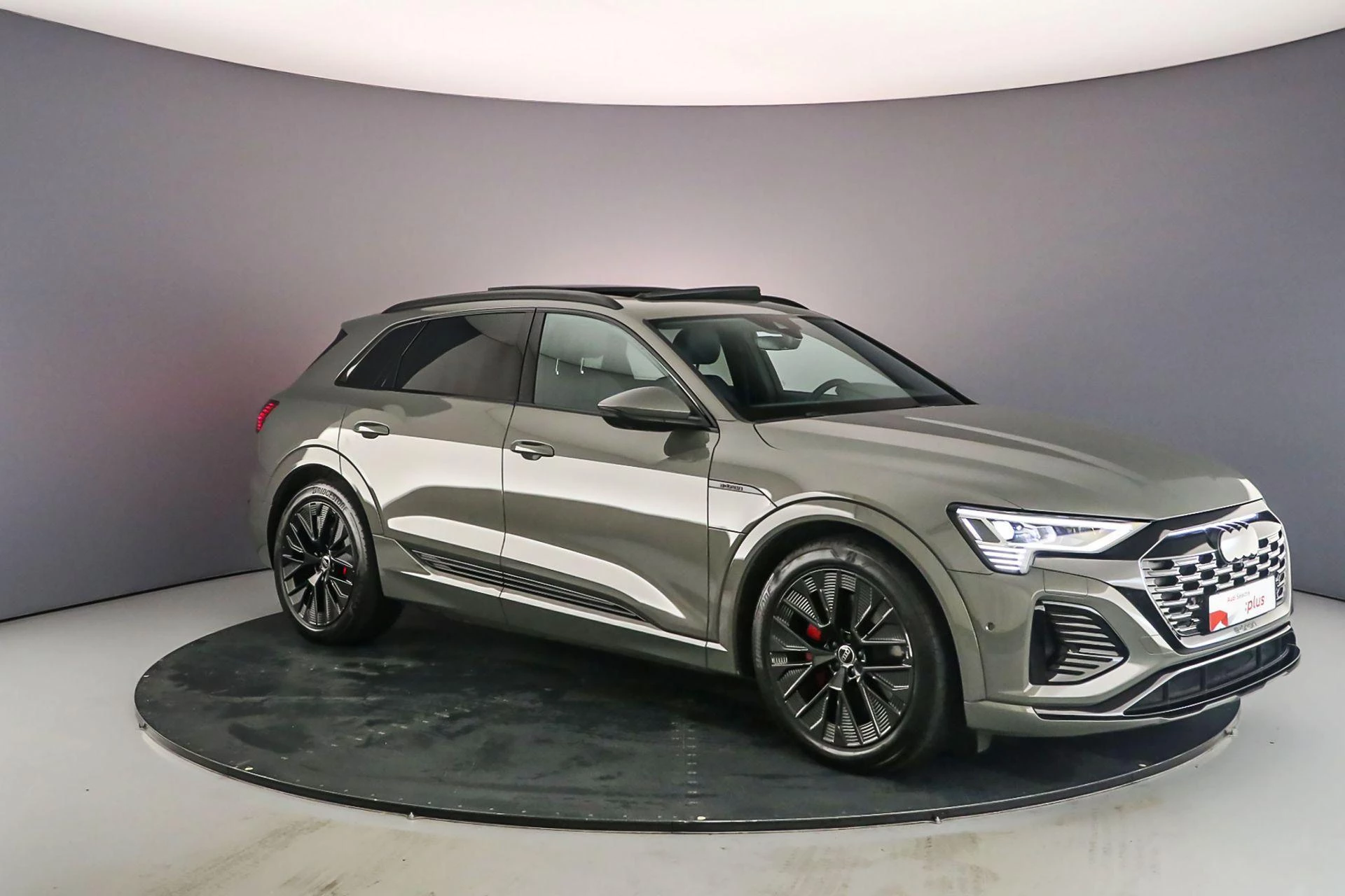 Hoofdafbeelding Audi Q8 e-tron