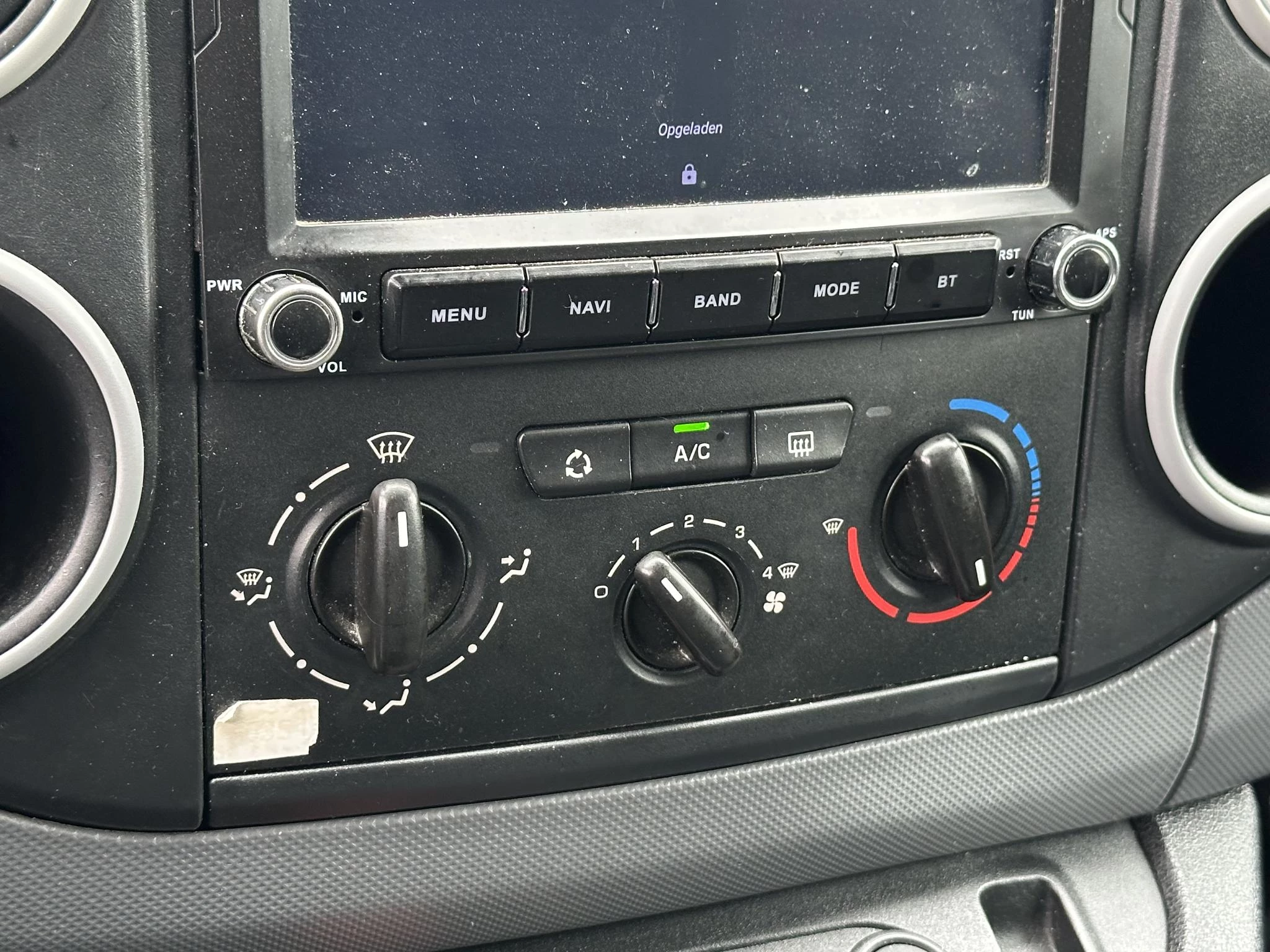 Hoofdafbeelding Peugeot Partner