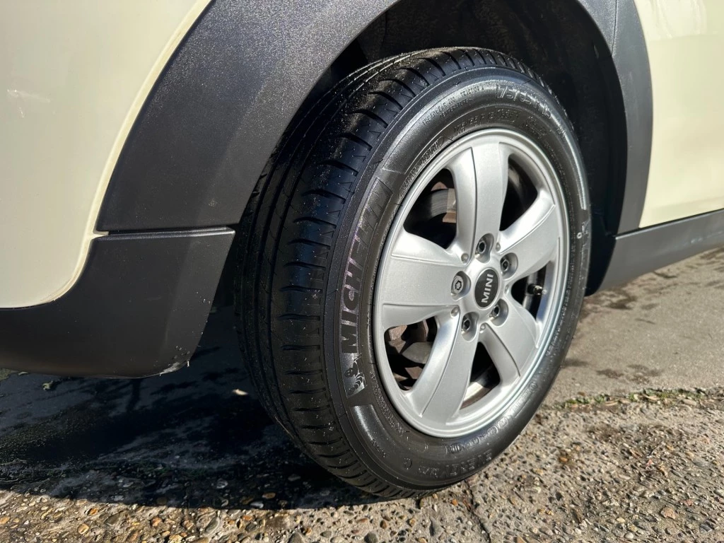 Hoofdafbeelding MINI 5-deurs