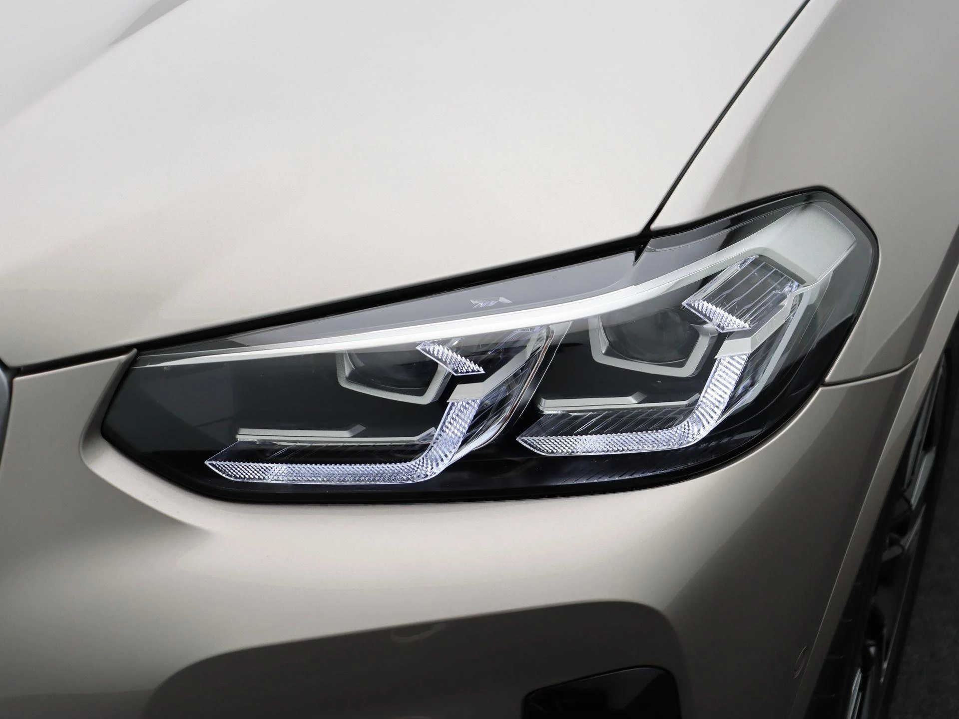 Hoofdafbeelding BMW iX3