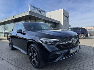 Mercedes-Benz GLC 300e 4MATIC AMG Line Pano-Dak | Distronic | Trekhaak | Leer | Camera |