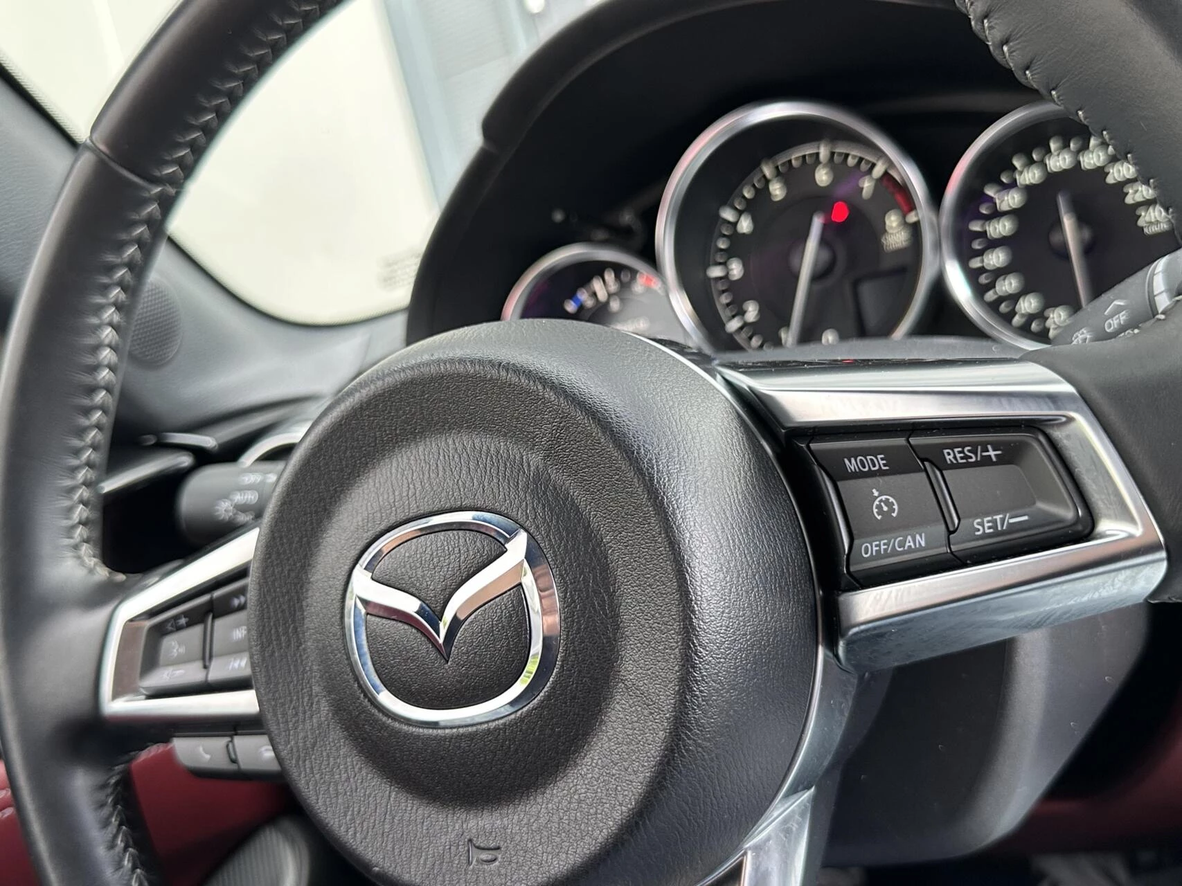 Hoofdafbeelding Mazda MX-5
