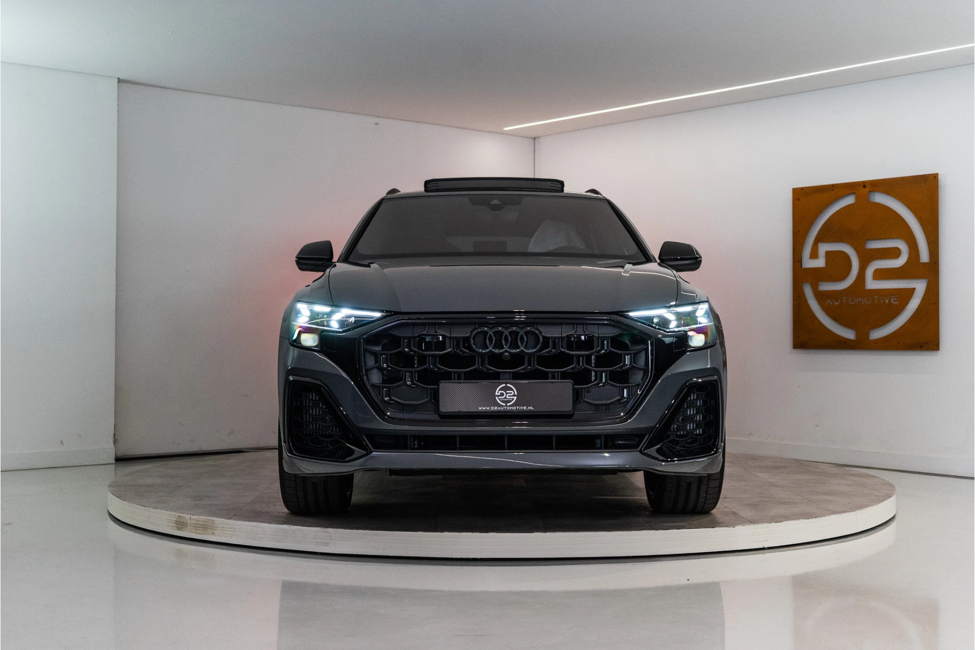 Hoofdafbeelding Audi Q8