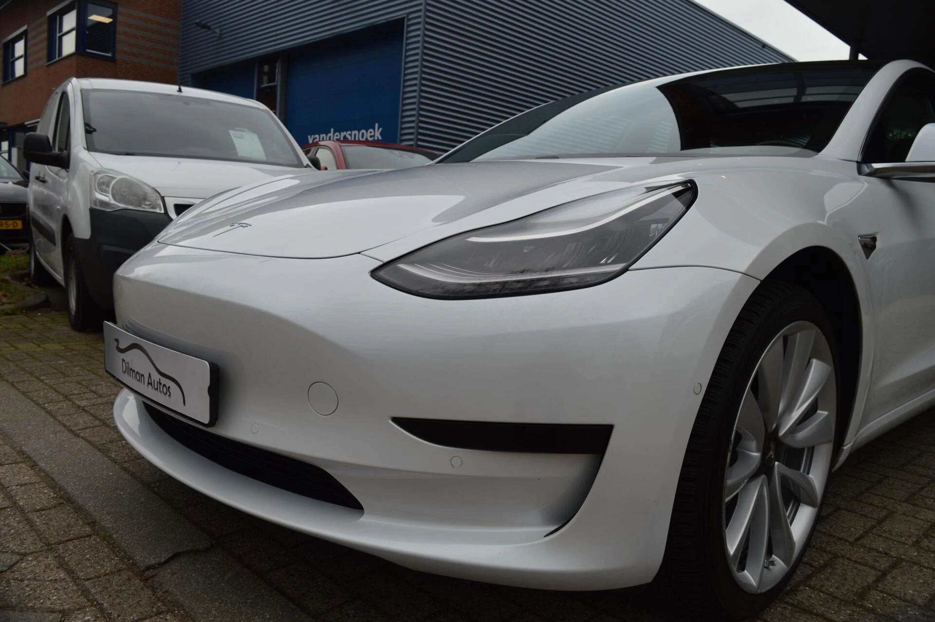 Hoofdafbeelding Tesla Model 3