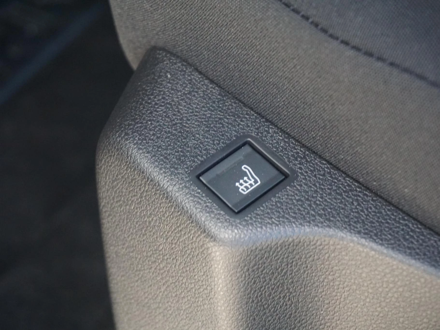 Hoofdafbeelding Peugeot e-Partner