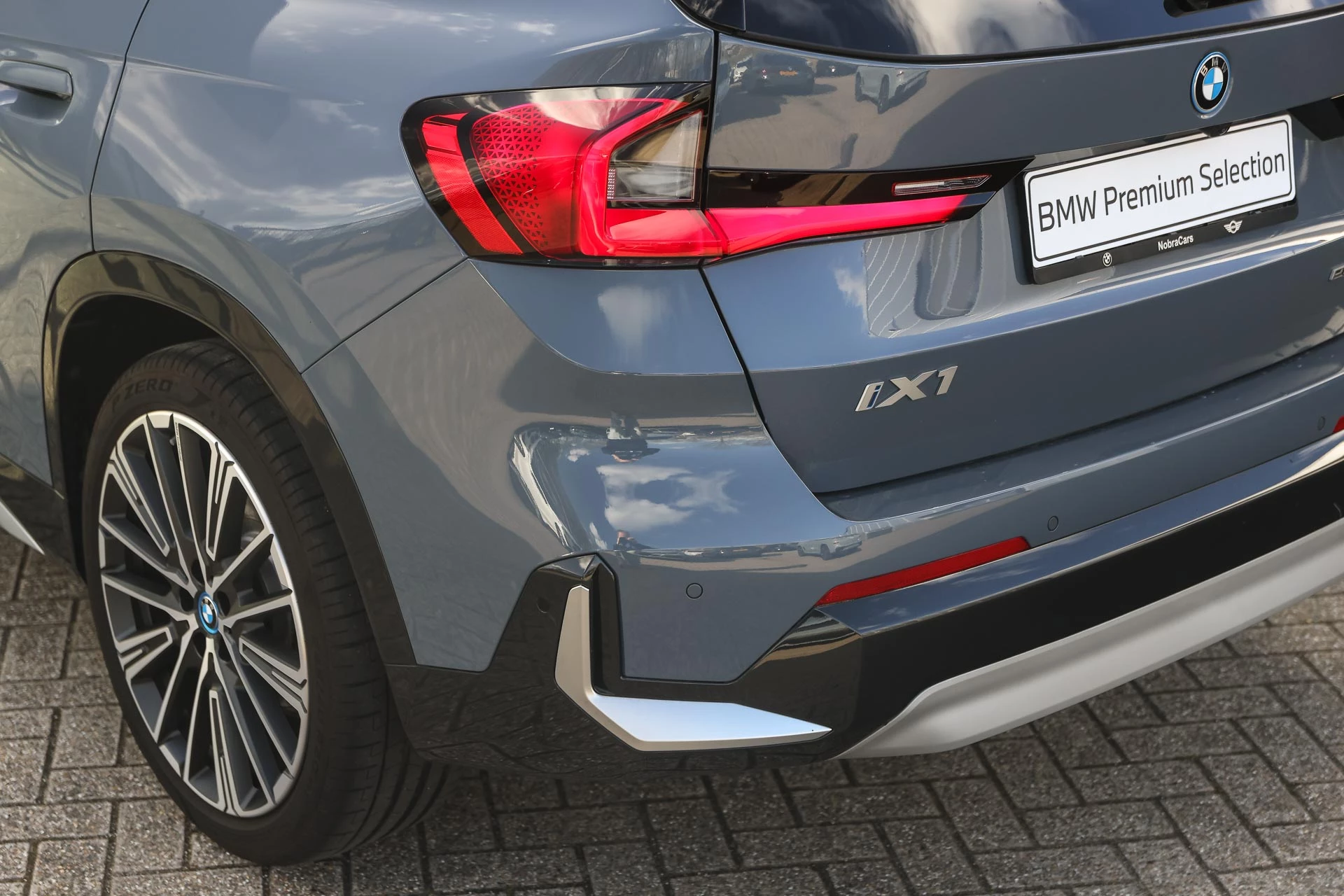 Hoofdafbeelding BMW iX1