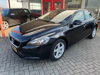 Hoofdafbeelding Volvo V40 Volvo V40 2.0 T2 122PK Onderhoudshistorie/PDC/Bluethooth