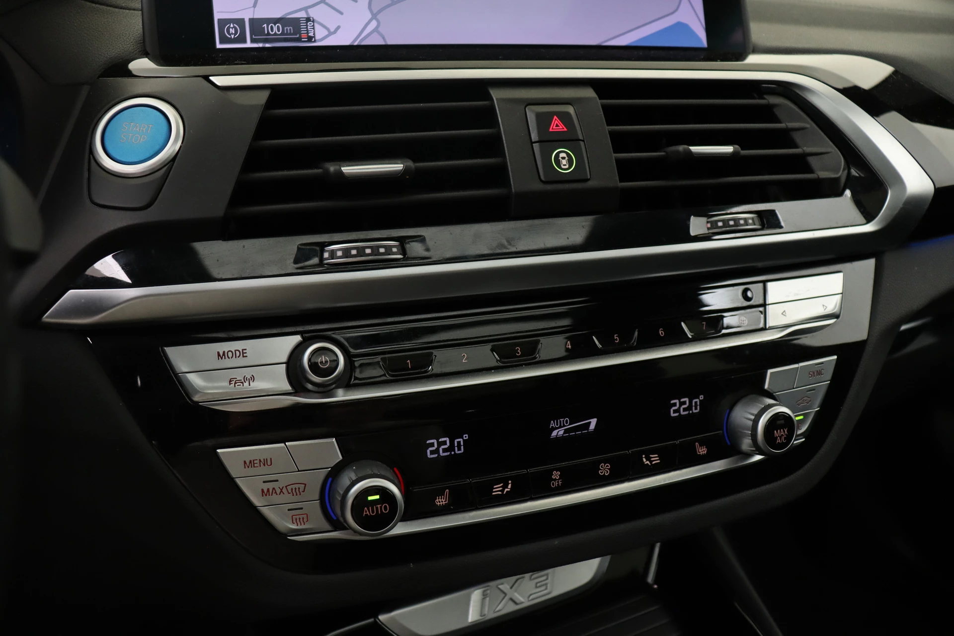 Hoofdafbeelding BMW iX3