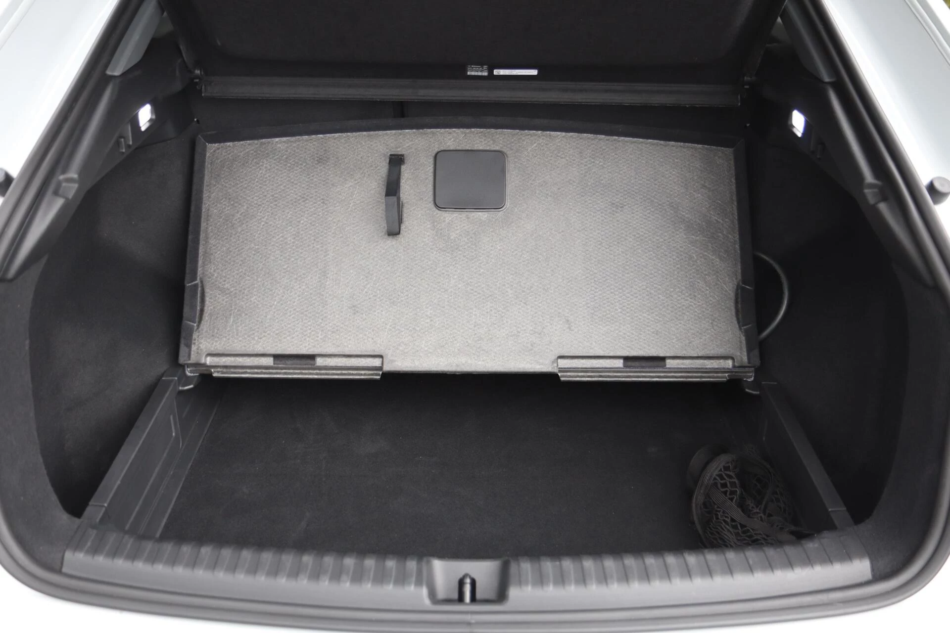 Hoofdafbeelding Audi Q4 Sportback e-tron