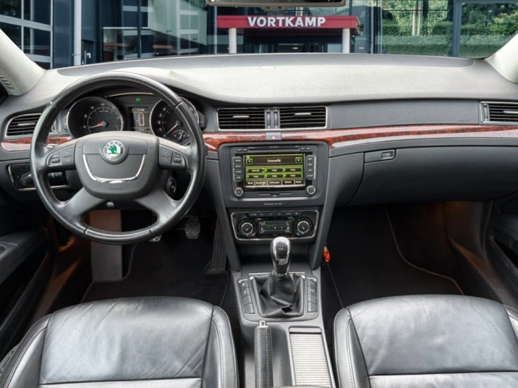 Hoofdafbeelding Škoda Superb